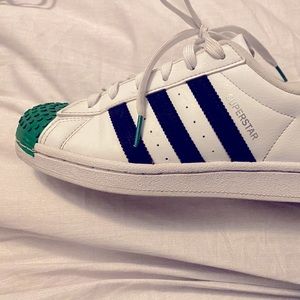 LEGO ADIDAS US 6 1/2 F 39 1/3 UK 6
